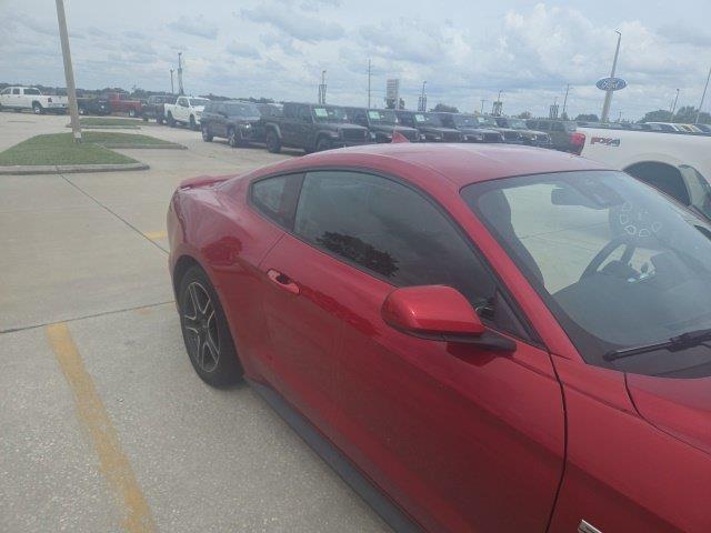 2022 Ford Mustang - $29,995