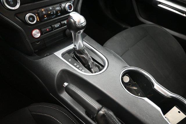 2022 Ford Mustang - $29,995