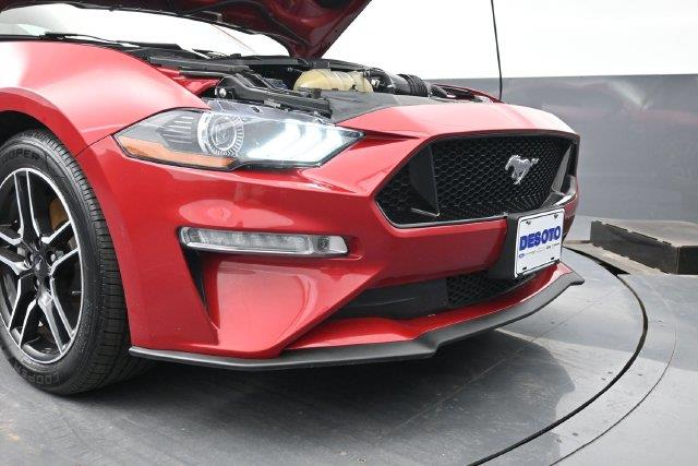 2022 Ford Mustang - $29,995