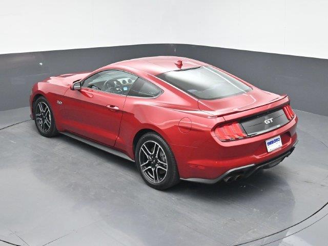 2022 Ford Mustang - $29,995