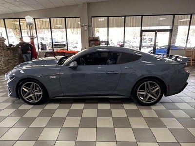 2025 Ford Mustang GT 2DR Fastback