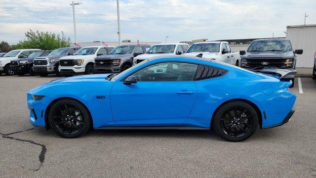 2025 Ford Mustang GT Premium