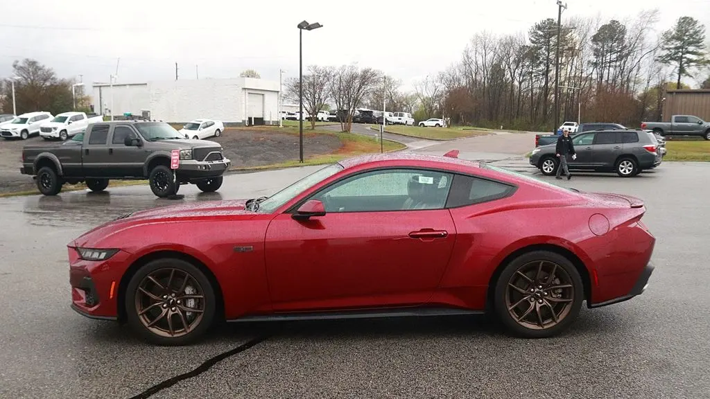 2025 Ford Mustang GT Premium