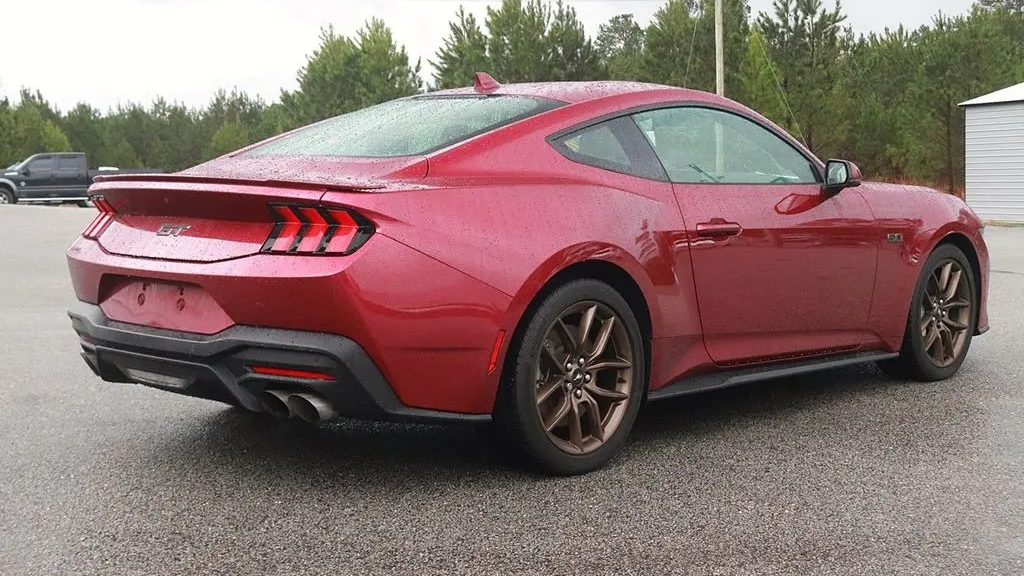 2025 Ford Mustang GT Premium