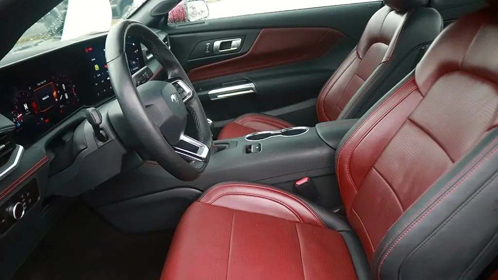 2025 Ford Mustang GT Premium