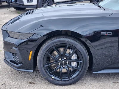 2025 Ford Mustang GT 2DR Fastback