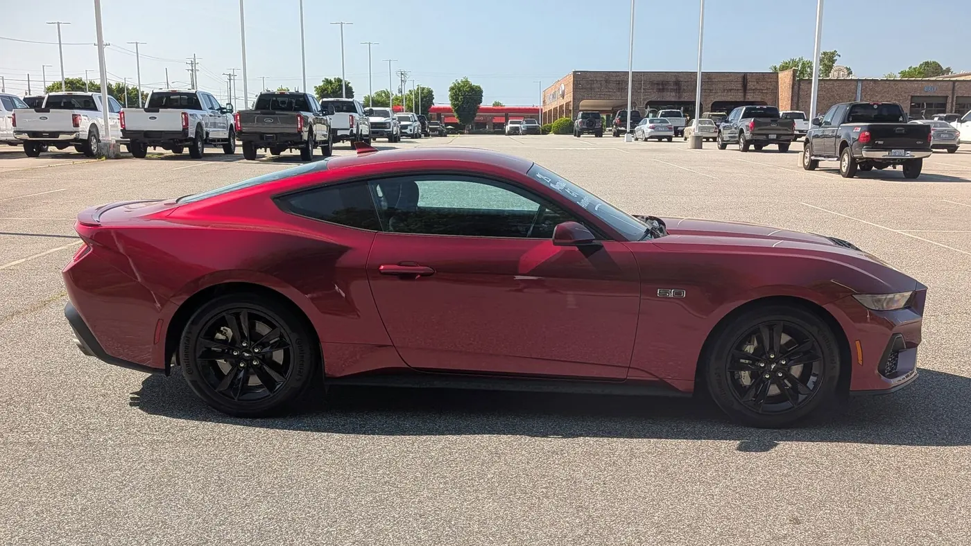 2025 Ford Mustang GT