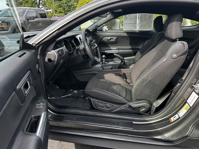2017 Ford Mustang - $25,900