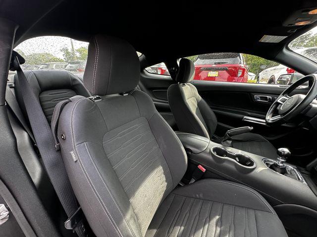 2017 Ford Mustang - $25,900