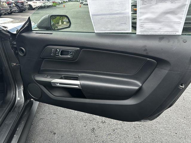 2017 Ford Mustang - $25,900