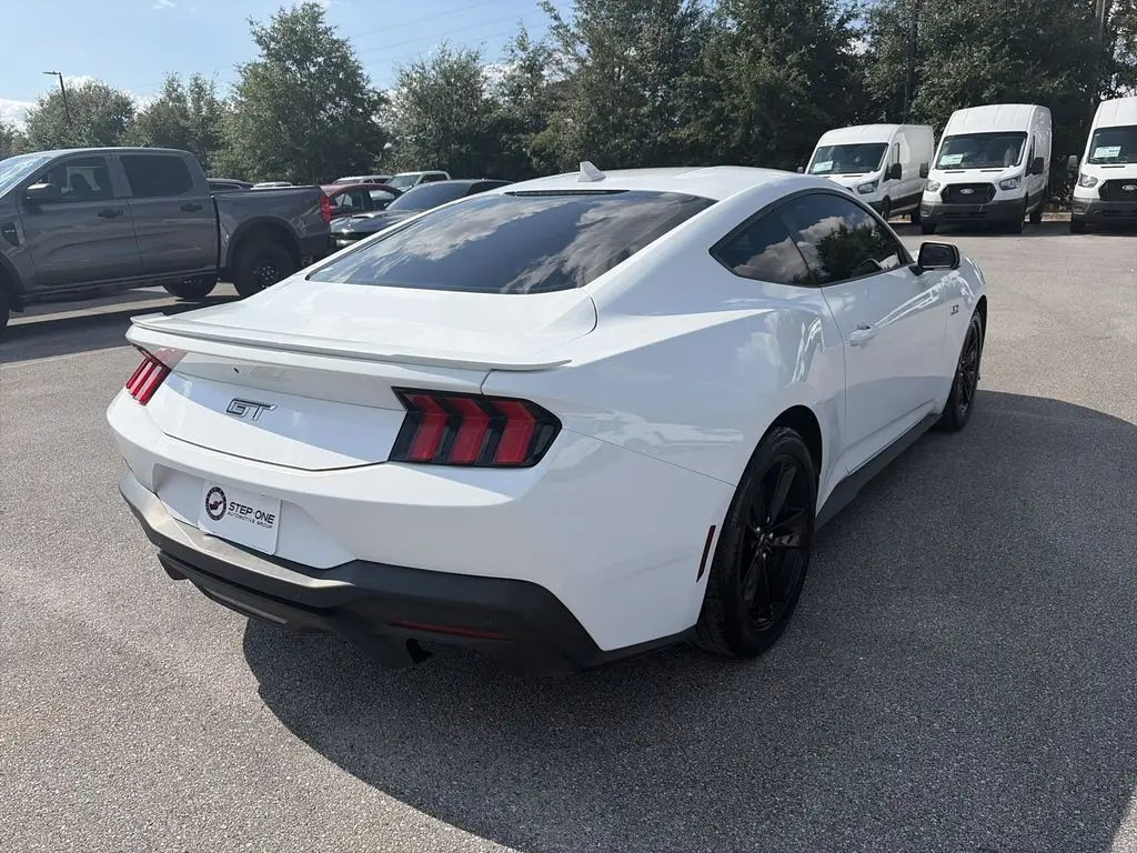 2024 Ford Mustang - $37,900