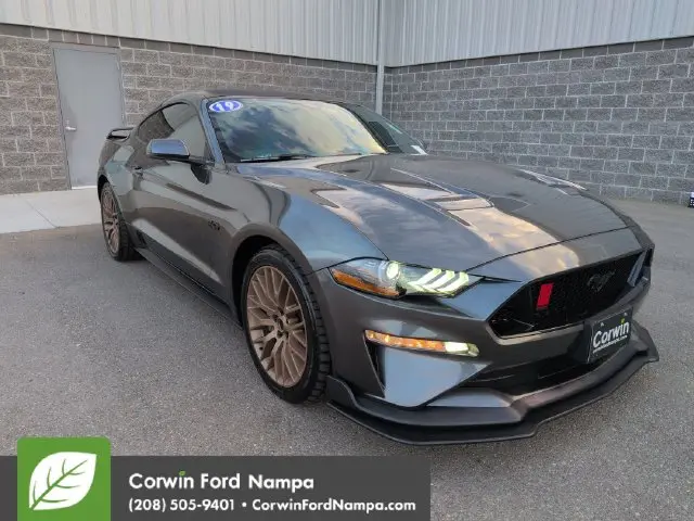 2019 Ford Mustang