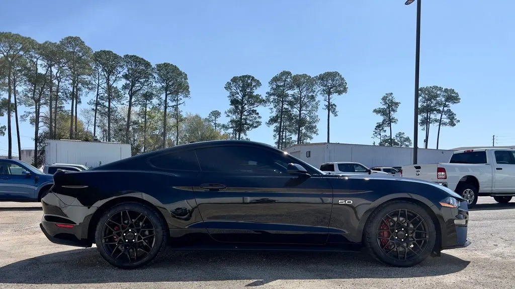 2021 Ford Mustang GT