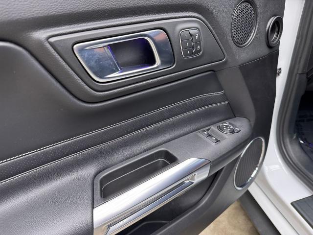 2022 Ford Mustang - $37,910