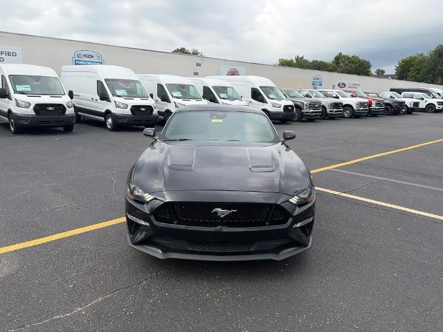 2021 Ford Mustang GT — photo 1 of 24