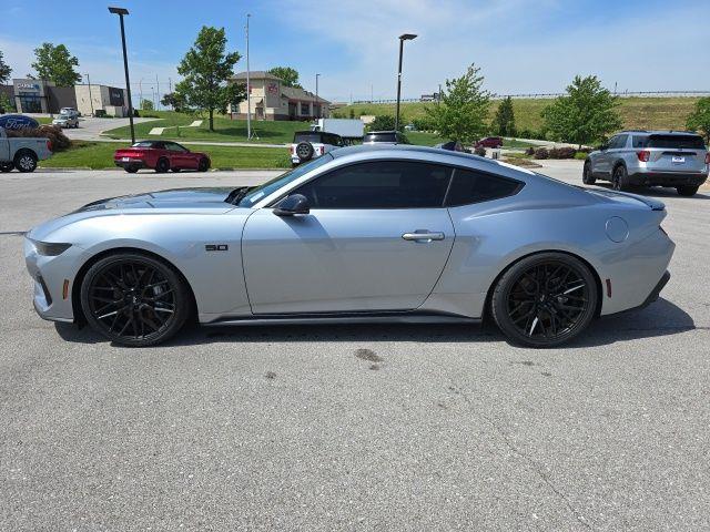2025 Ford Mustang - $51,500