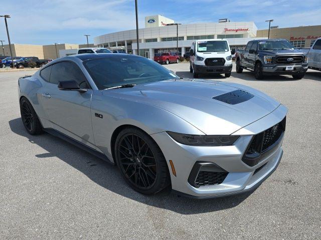 2025 Ford Mustang - $51,500