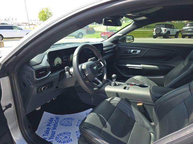 2025 Ford Mustang - $51,500