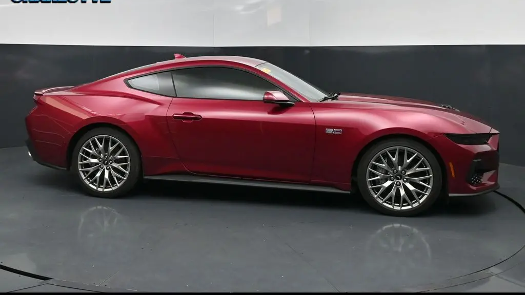 2025 Ford Mustang GT Premium