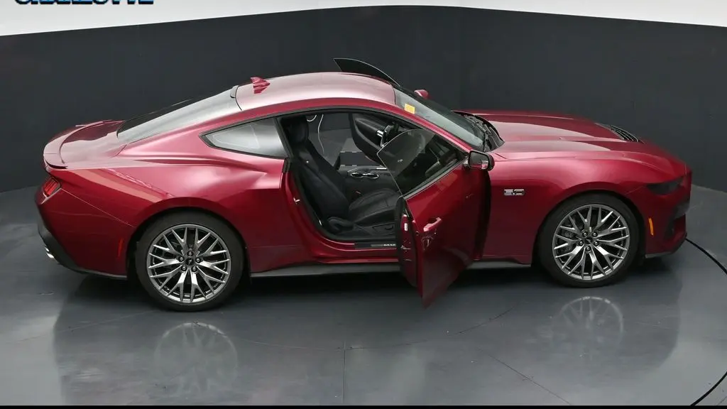 2025 Ford Mustang GT Premium