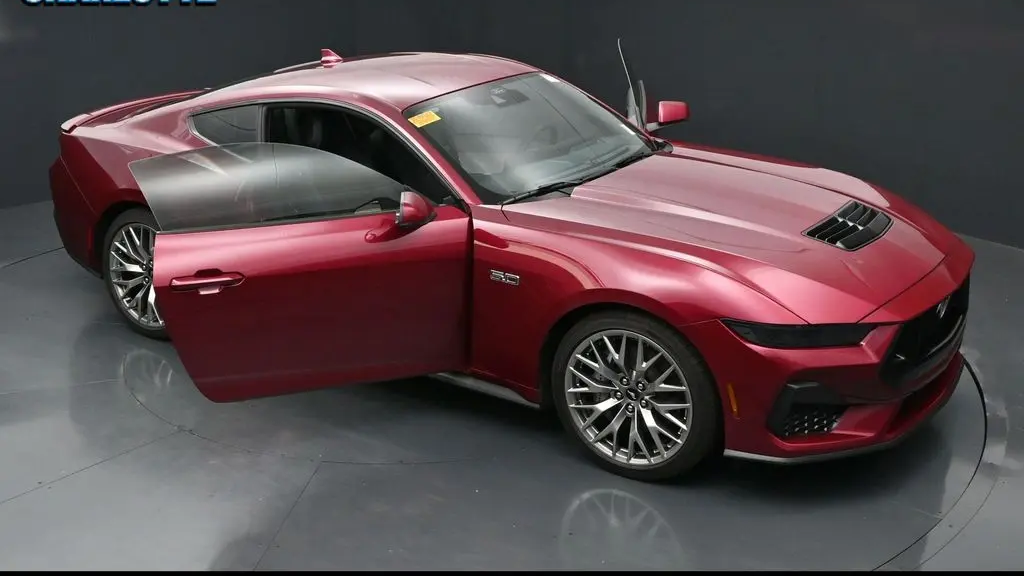 2025 Ford Mustang GT Premium
