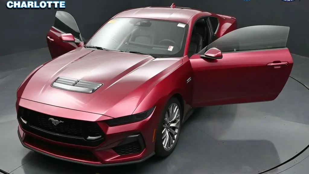 2025 Ford Mustang GT Premium