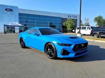 2025 Ford Mustang GT 2DR Fastback
