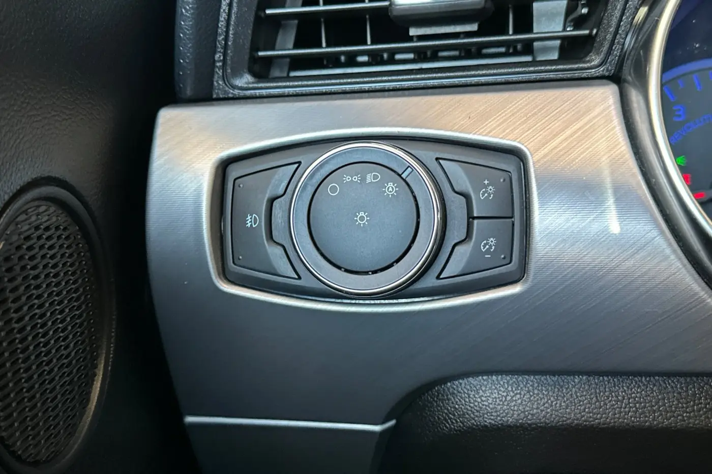 2020 Ford Mustang - $37,851