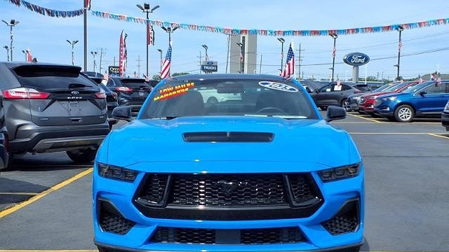 2025 Ford Mustang GT Premium