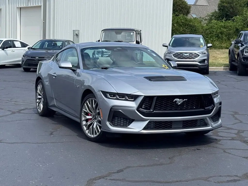 2025 Ford Mustang