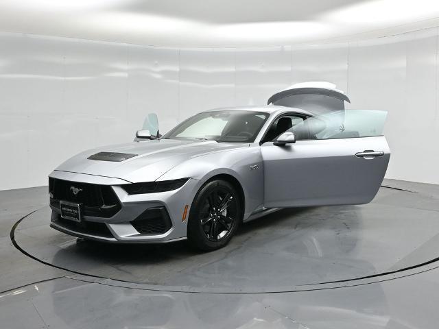 2025 Ford Mustang - $46,085