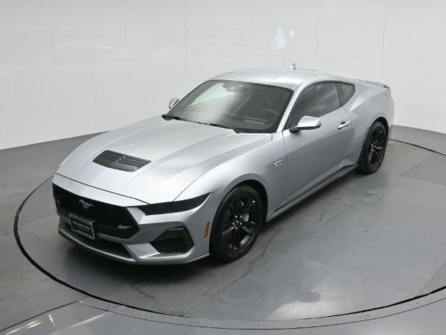 2025 Ford Mustang - $46,085