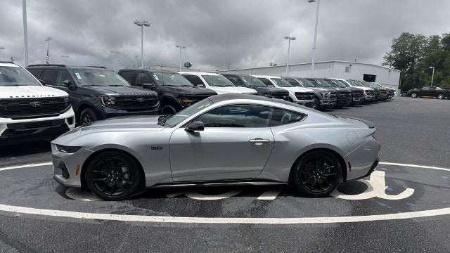 2025 Ford Mustang GT
