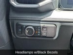 2025 Mustang Thumbnail 27