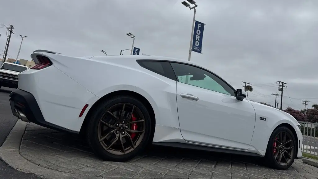 2025 Ford Mustang GT Premium