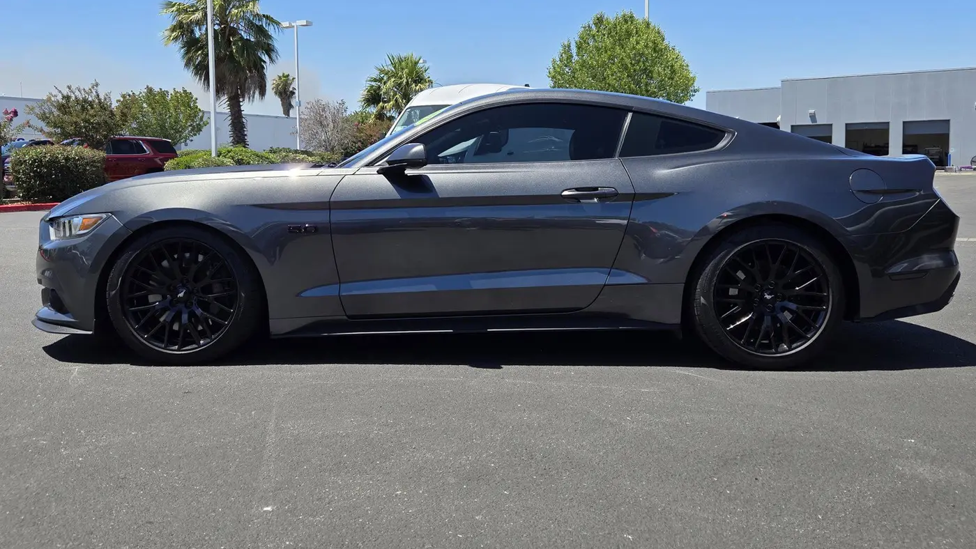 2017 Ford Mustang GT