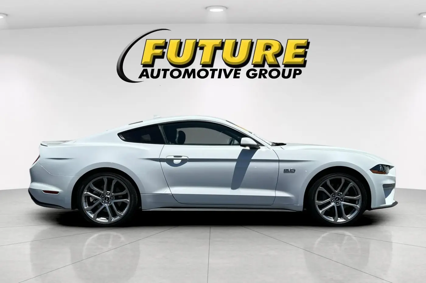 2022 Ford Mustang - $42,500