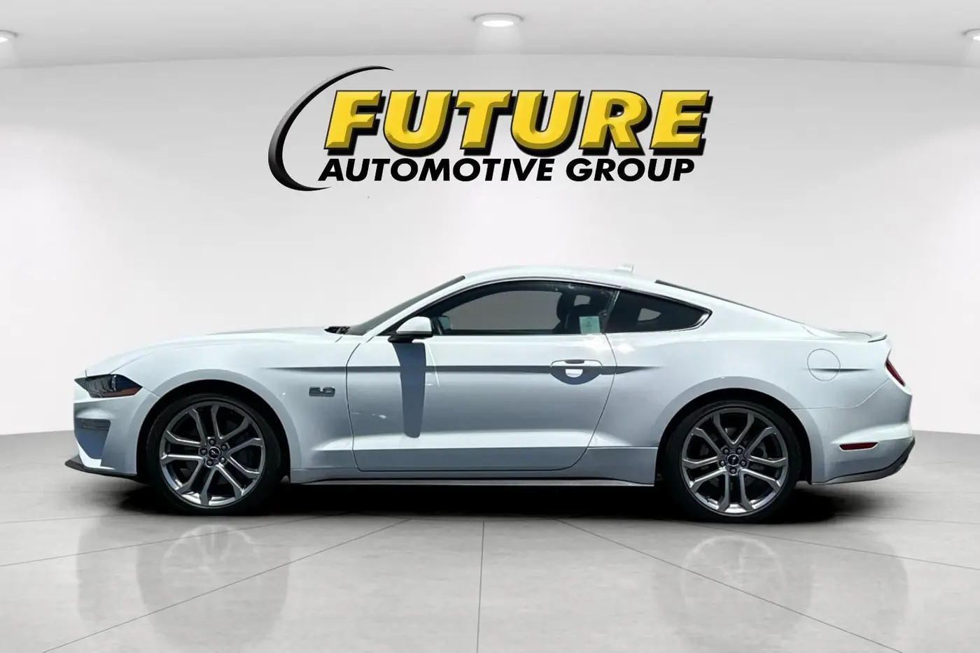 2022 Ford Mustang - $42,500