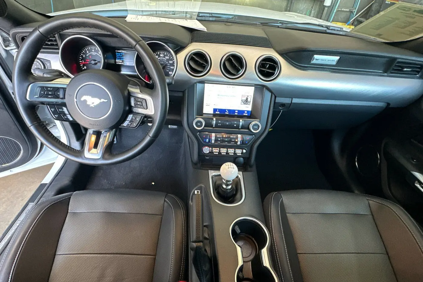2022 Ford Mustang - $42,500