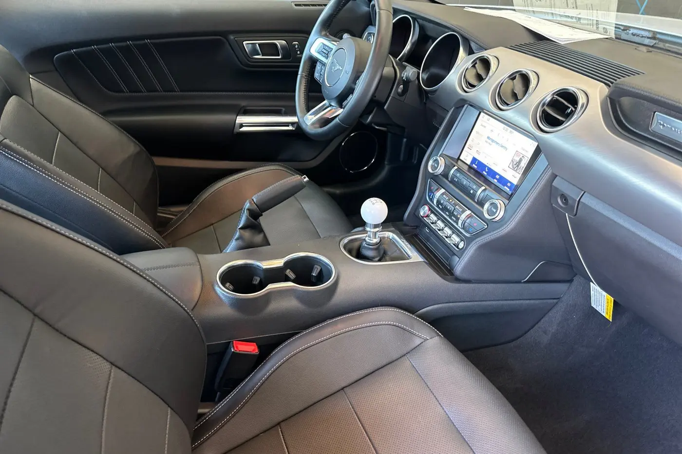2022 Ford Mustang - $42,500