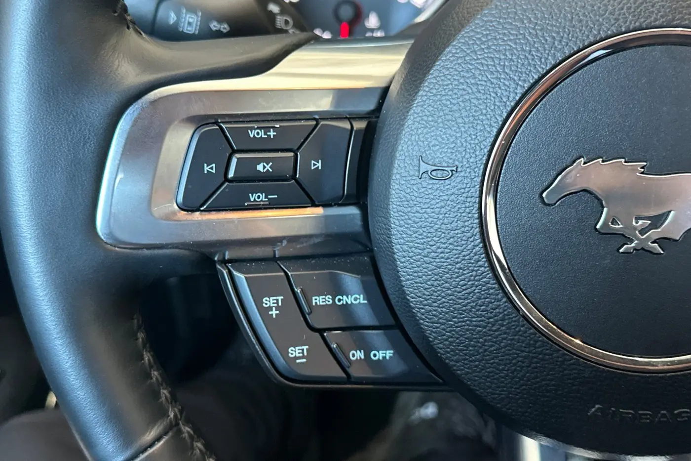 2022 Ford Mustang - $42,500