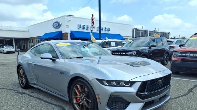 2025 Ford Mustang GT Premium