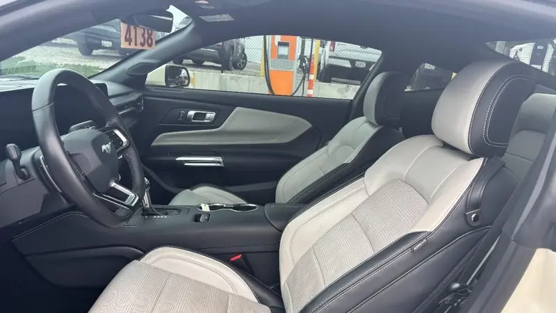 2025 Ford Mustang GT Premium