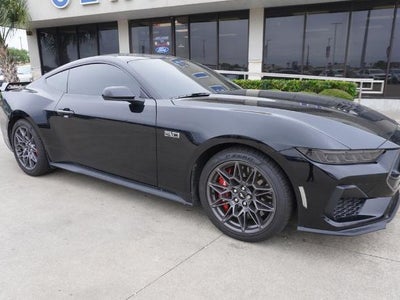 2025 Ford Mustang GT Premium 2DR Fastback