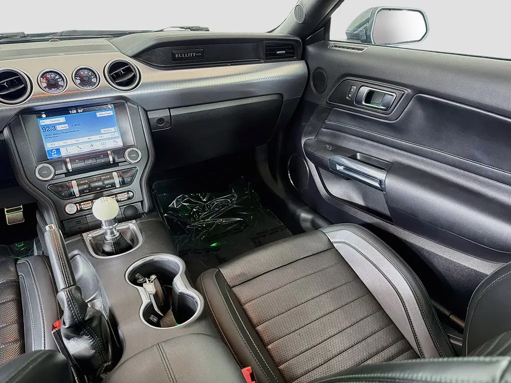2019 Ford Mustang - $37,679