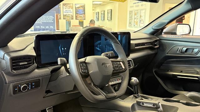 2025 Ford Mustang Dark Horse