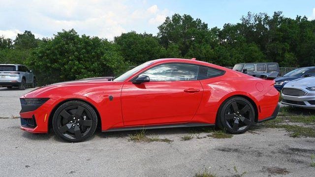 2024 Ford Mustang Dark Horse