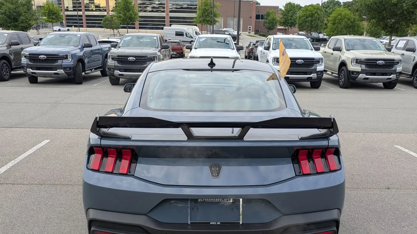 2024 Ford Mustang Dark Horse
