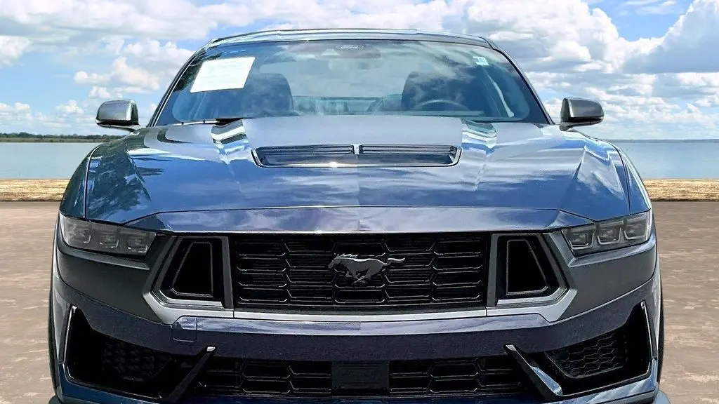 2025 Ford Mustang Dark Horse