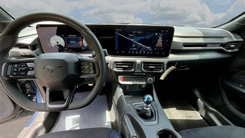 2025 Ford Mustang Dark Horse